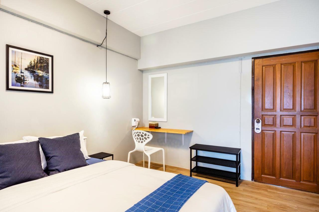 Penyos Service Apartment Banguecoque Exterior foto
